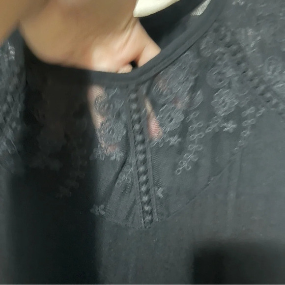 Allie Rose Black Lace Short Sleeve Shirt Blouse Black - Picture 4 of 5